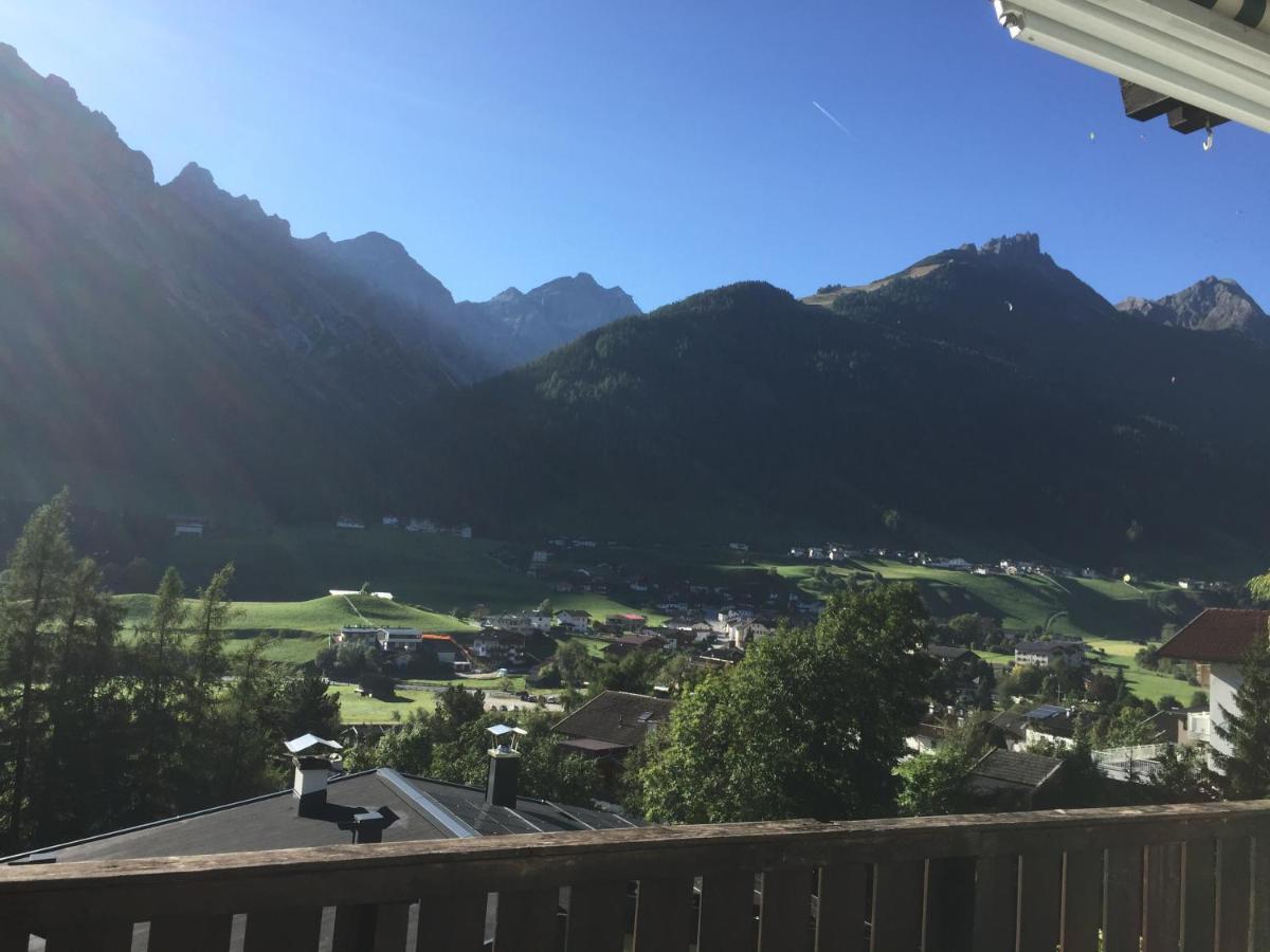 Haus Adlerhorst Apartment Neustift im Stubaital Bagian luar foto